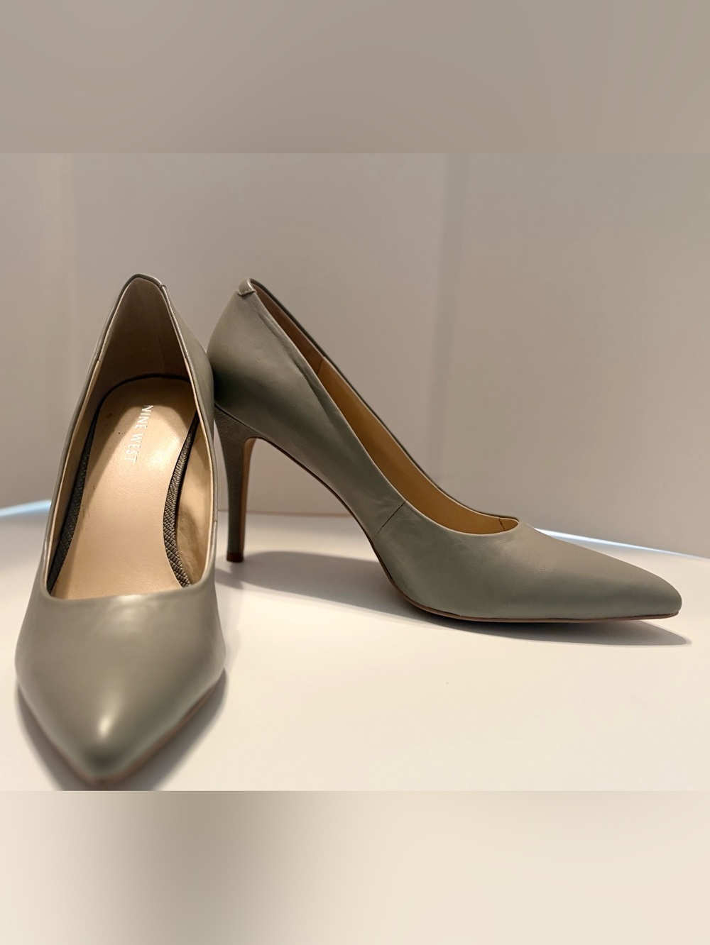Nine West Gray Pointed Toe Stiletto Pumps